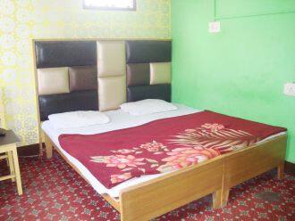 Hotel Fouzia, Srinagar 2